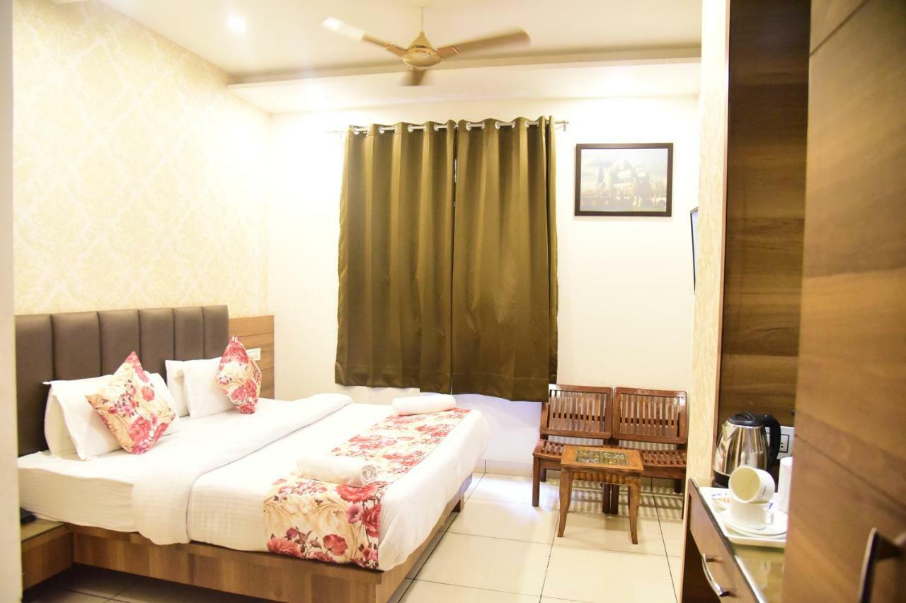 Hotel D S Inn Amritsar Exterior photo